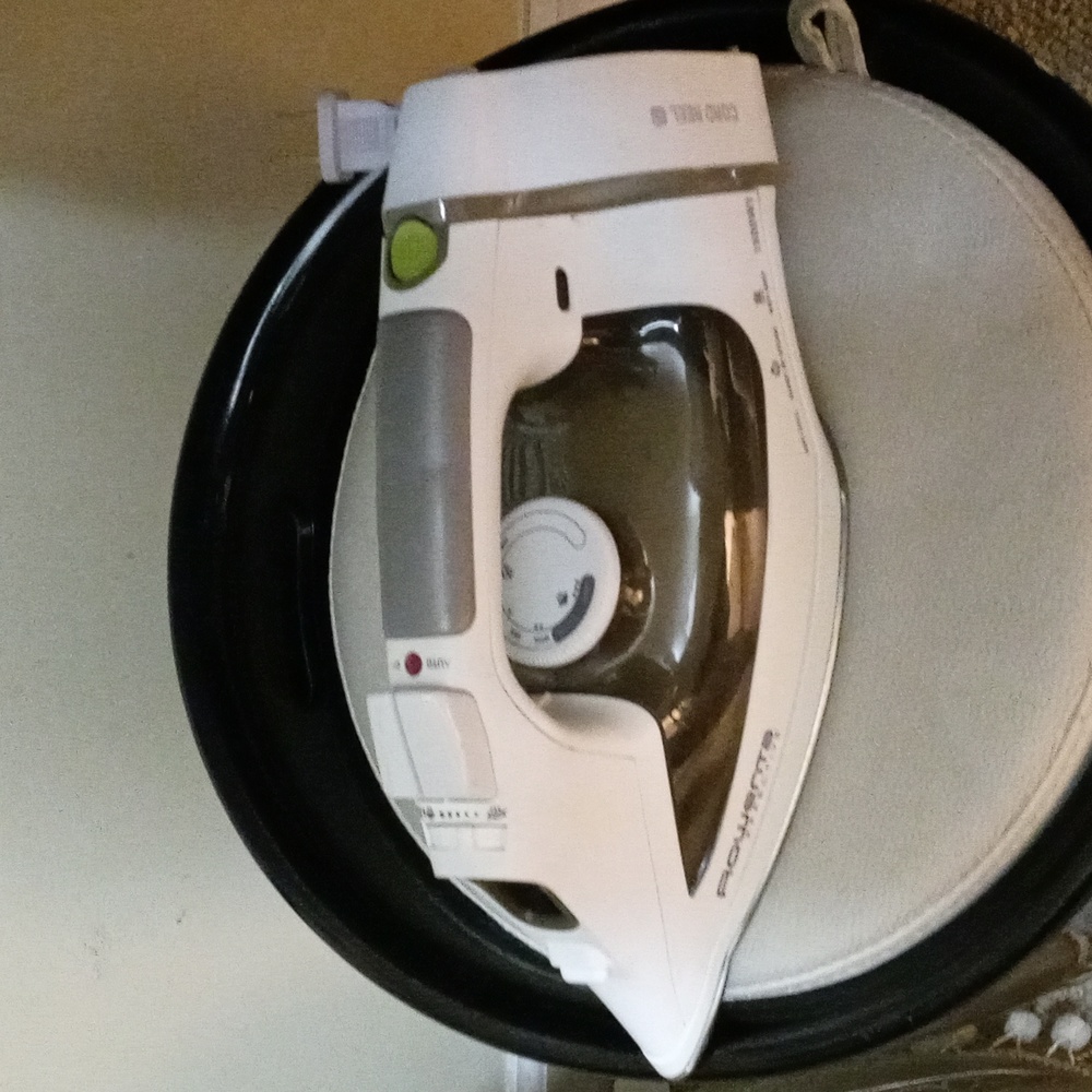 Rowenta affective 1500w iron